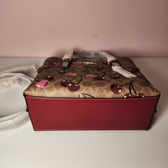 NWT Coach CZ772 Mollie Tote Bag 25 In Signature Canvas With Cherry Print - Picture 5 of 7